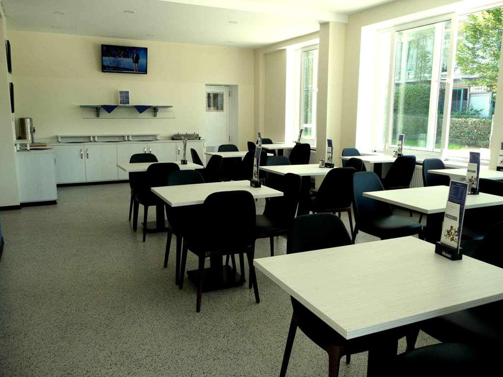 B&B Hotel Berlin-Adlershof Restaurang bild