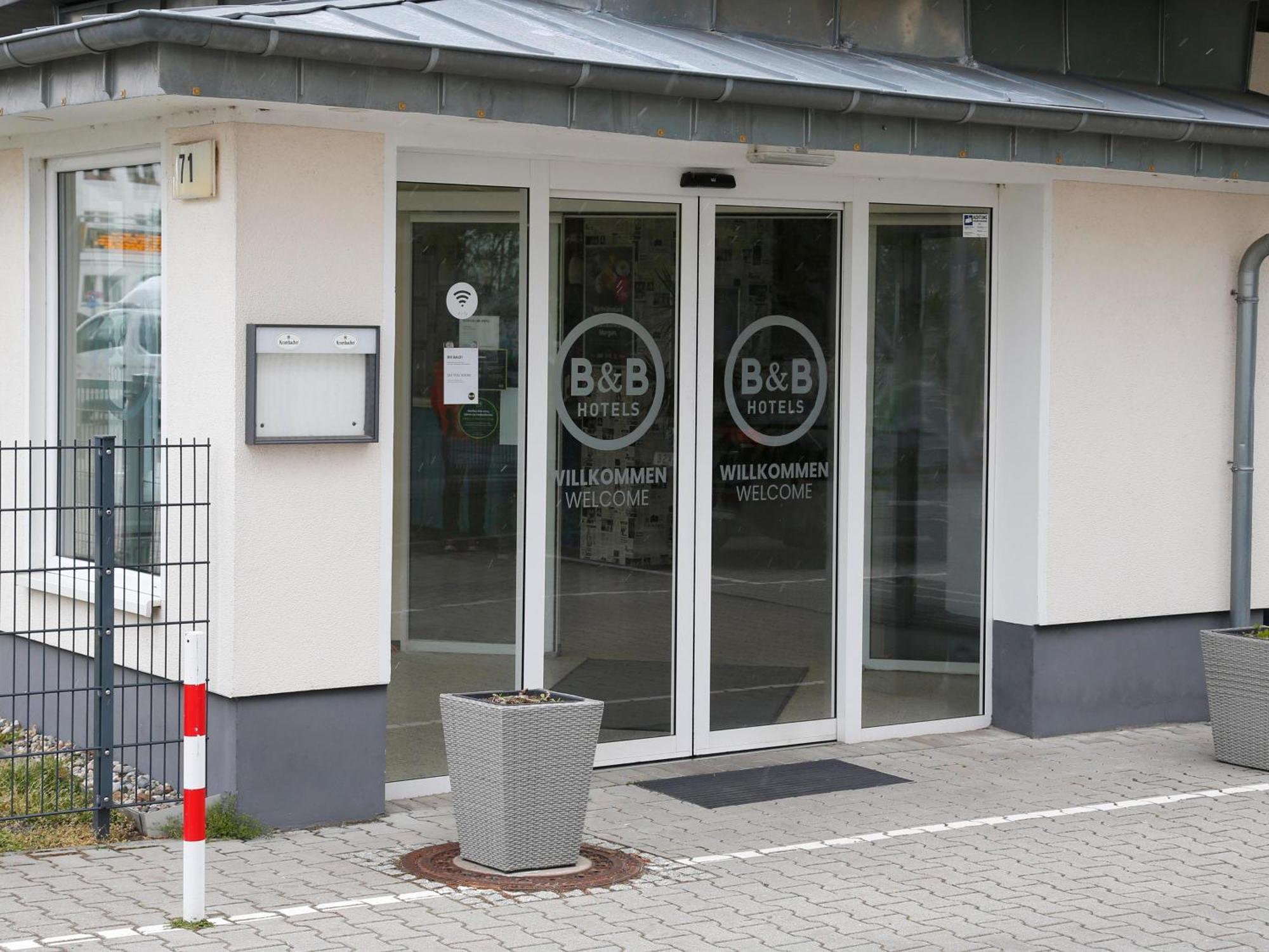 B&B Hotel Berlin-Adlershof Exteriör bild